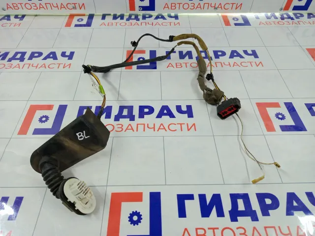 Проводка двери задней левой Mazda 3 BP4N67210B