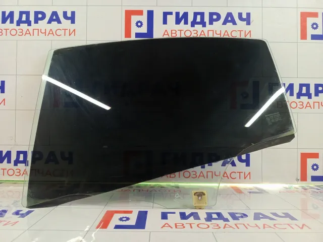 Стекло двери задней левой Mazda 3