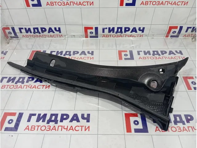 Решетка под лобовое стекло (Жабо) левая Mazda 3 BP4K507S0F