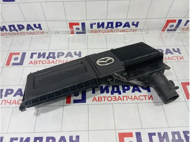 Корпус воздушного фильтра Mazda 3 Z63418780B