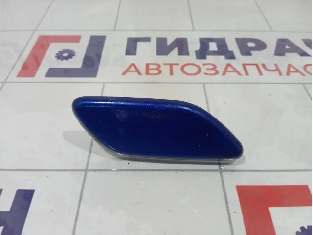 Крышка форсунки омывателя правая Mazda 3 BS3F518G2A96