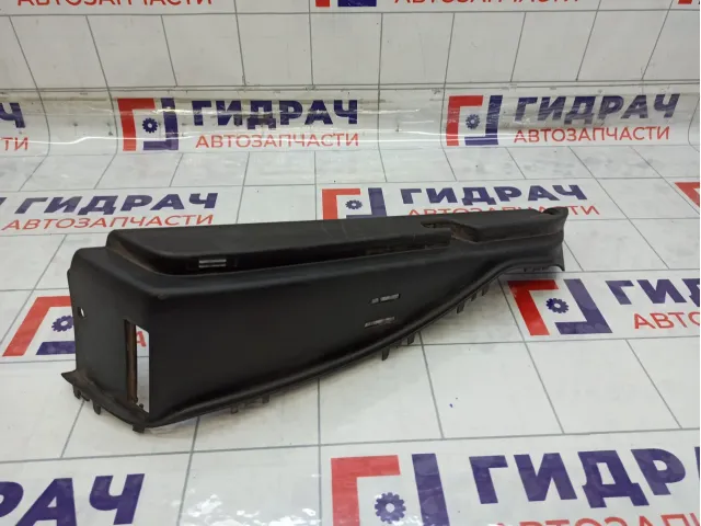 Кронштейн полки багажника левый Mazda 3 BP4K6886ZG02