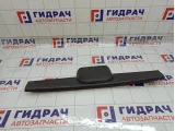 Обшивка двери багажника центральная Mazda 3 B32H68930