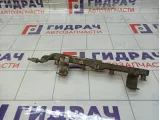 Топливная рампа (топливная рейка) Mazda 3 Z60113150A