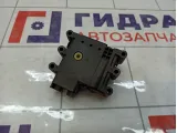 Моторчик заслонки отопителя (печки) Mazda 3