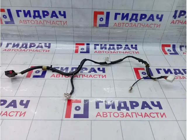 Проводка (коса) Mazda 3 BR5V67290A