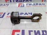 Поршень с шатуном Mazda 3 LFY511010