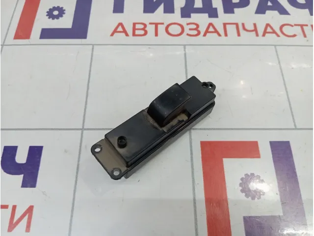 Кнопка стеклоподъемника задняя левая Mazda 3 BS3F66380