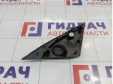 Крышка зеркала внутренняя левая Mazda 3 B32H6917YD
