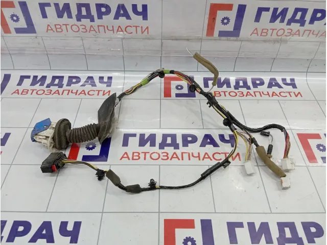 Проводка двери передней правой Mazda 3 BP4P67200B