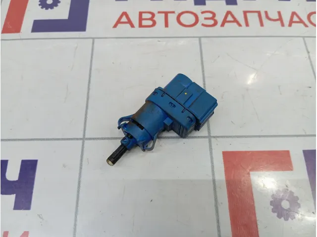 Датчик включения стопсигнала Mazda 3 BP4K66490A