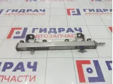 Топливная рампа (топливная рейка) Mazda 3 L3G213150