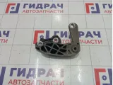 Кронштейн КПП (АКПП, МКПП) задний Mazda 3 BP4S39010A