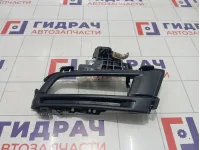Рамка противотуманной фары левая Mazda 3 BR5V50C21
