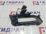 Рамка противотуманной фары левая Mazda 3 BR5V50C21