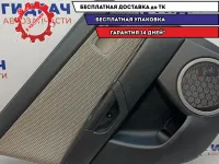 Обшивка двери задней левой Mazda Mazda3 (BK) B36D-68-55YA-34. Потертость.