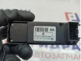 Кнопка стеклоподъемника задняя правая Mazda Mazda3 (BK) BS3E-66-380.