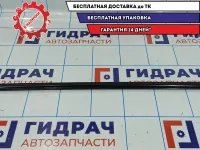 Накладка стекла переднего левого Mazda Mazda3 (BK) BP4K-50-650E. Дефект креплений.