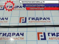 Накладка стекла переднего правого Mazda Mazda3 (BK) BP4K-50-640E. Дефект креплений.