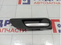 Ручка двери внутренняя передняя правая Mazda 3 BBM558330C02