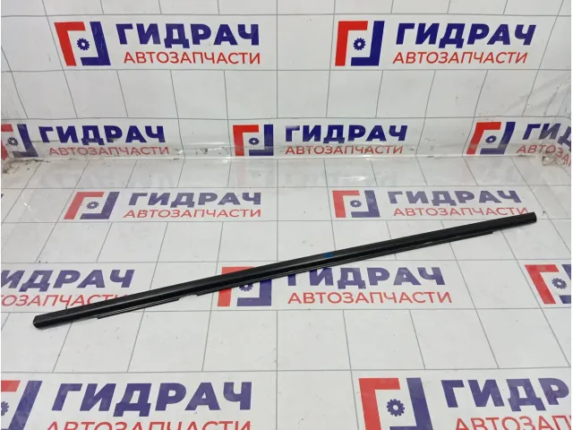 Накладка стекла заднего левого Mazda 3 BBM450670F