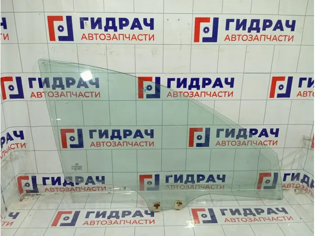 Стекло двери передней правой Mazda 3 BBP358511C