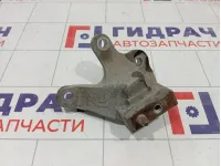 Кронштейн КПП (АКПП, МКПП) левый Mazda 3 BBW939080