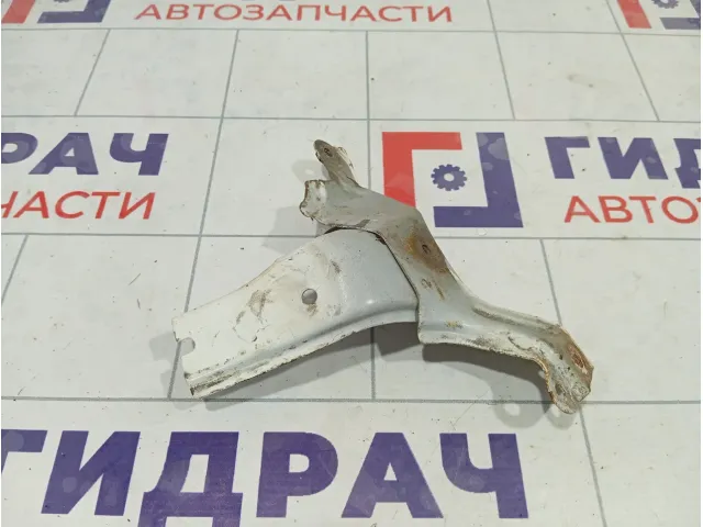 Кронштейн крепления крыла передний правый Mazda 3