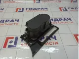 Подстаканник Mazda 3 BBP36443YE