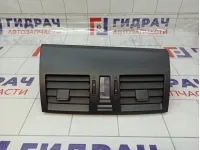 Дефлектор воздушный центральный Mazda 3 BHB655210A