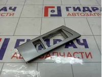 Накладка торпедо левая Mazda 3 BBM455320A