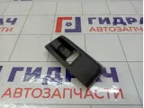 Накладка сиденья Mazda 3 BBM4686F1