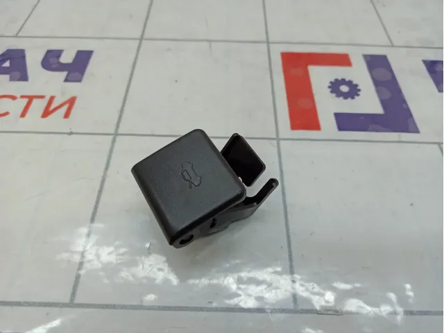 Ручка открывания капота Mazda 3