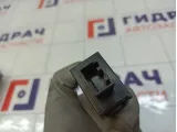 Кнопка обогрева сидений правая Mazda 3 BBM366420