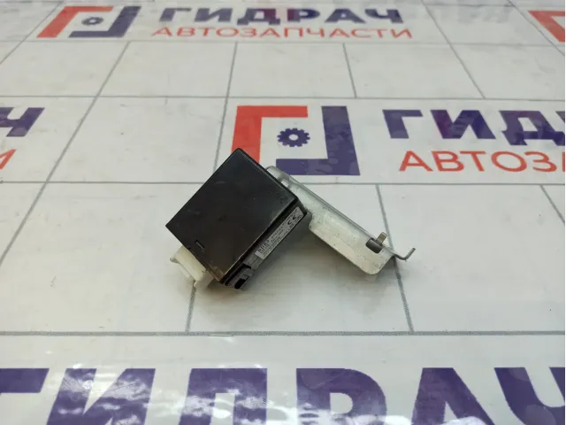 Блок электронный Mazda 3 BDB3675DZA