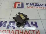 Моторчик заслонки отопителя (печки) Mazda 3 BBM461B60