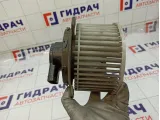 Моторчик отопителя (печки) Mazda 3 BBP261B10