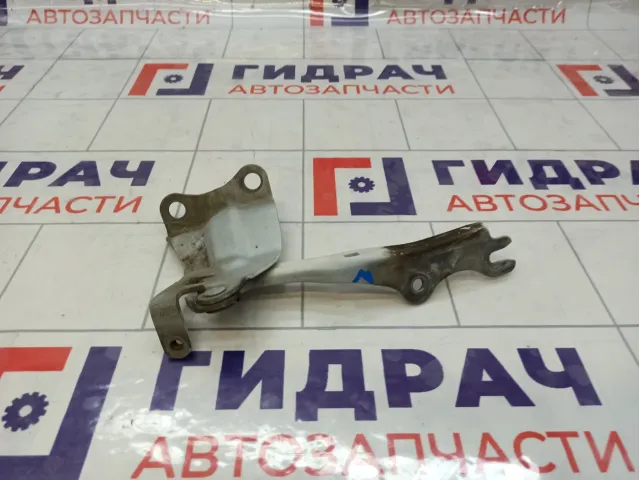 Петля капота левая Mazda 3 BBM252420B