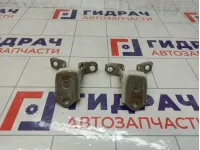 Петли двери передней правой Mazda 3