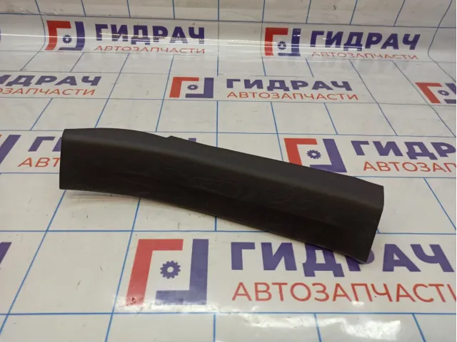 Накладка порога (внутренняя) задняя правая Mazda Mazda 3 (BM) BHN9-68-730A-02