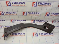 Обшивка багажника задняя правая Mazda Mazda 3 (BM) BHN9-68-84Z