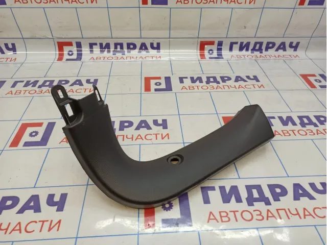 Обшивка двери багажника правая Mazda Mazda 3 (BM) BHN9-68-940B