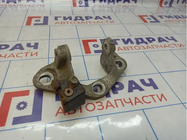 Кронштейн опоры двигателя Mazda Mazda 3 (BM) KD47-39-08YE