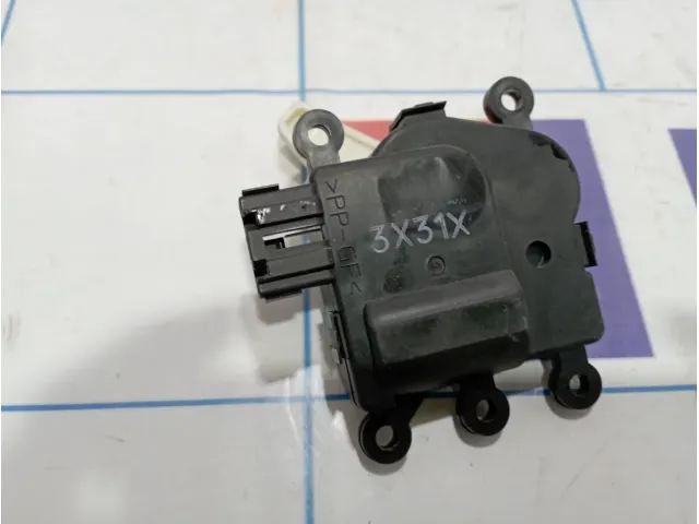 Моторчик заслонки отопителя Mazda Mazda 3 (BM) KF06-61-A60