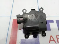 Моторчик заслонки отопителя Mazda Mazda 3 (BM)