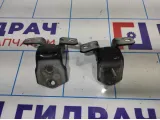 Петля двери задней правой Mazda 6 (GH) GS1D72240B. Комплект.