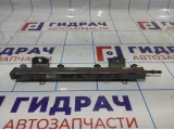 Рейка топливная Mazda 6 (GH) LF4J1315XA. Рампа.