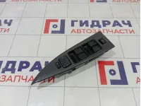 Блок управления стеклоподъемниками Mazda 6 GP9A66350