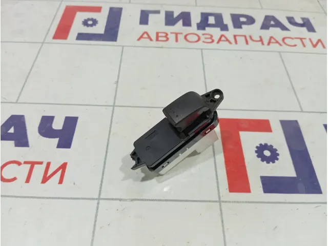 Кнопка стеклоподъемника заднего левого Mazda 6 GP9F66380