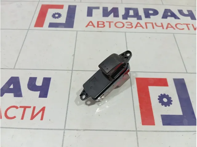 Кнопка стеклоподъемника заднего правого Mazda 6 GP9G66380